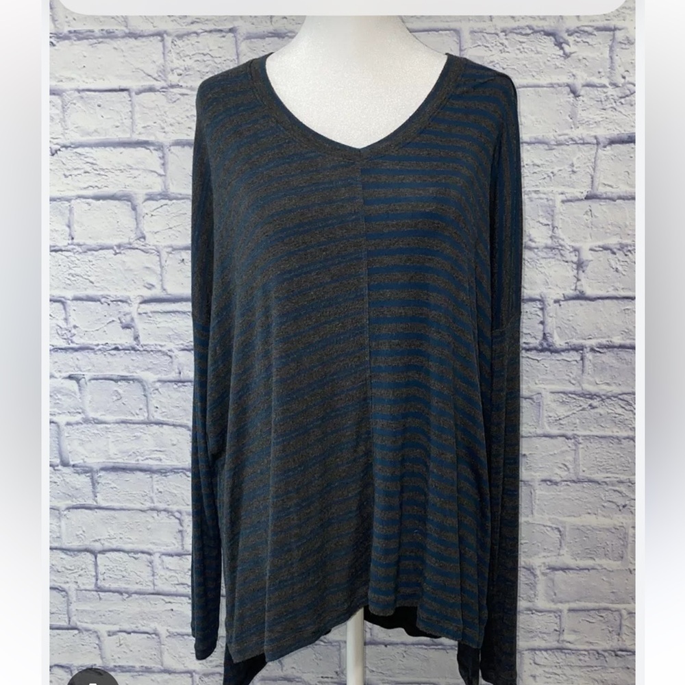 Cabi Euc #3687 Hybrid | Stripe Azure Charcoal Tunic Tee Size Xl